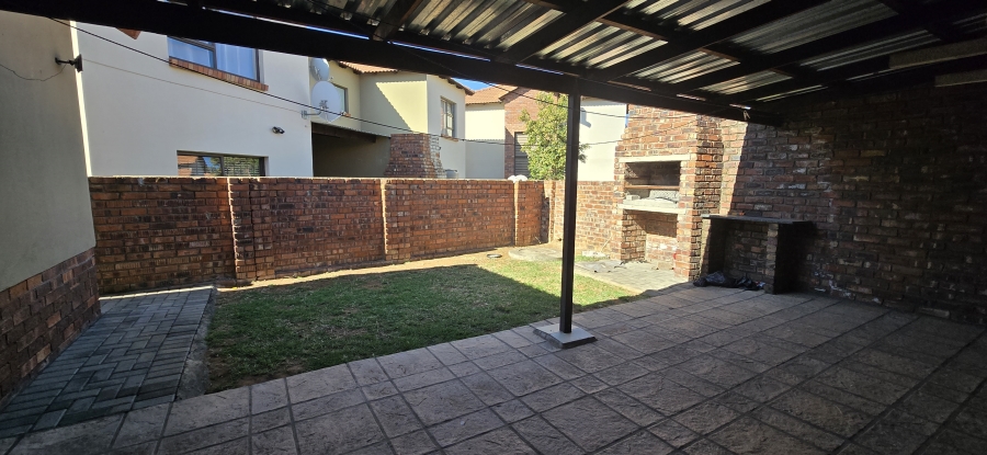 3 Bedroom Property for Sale in Waterval East North West